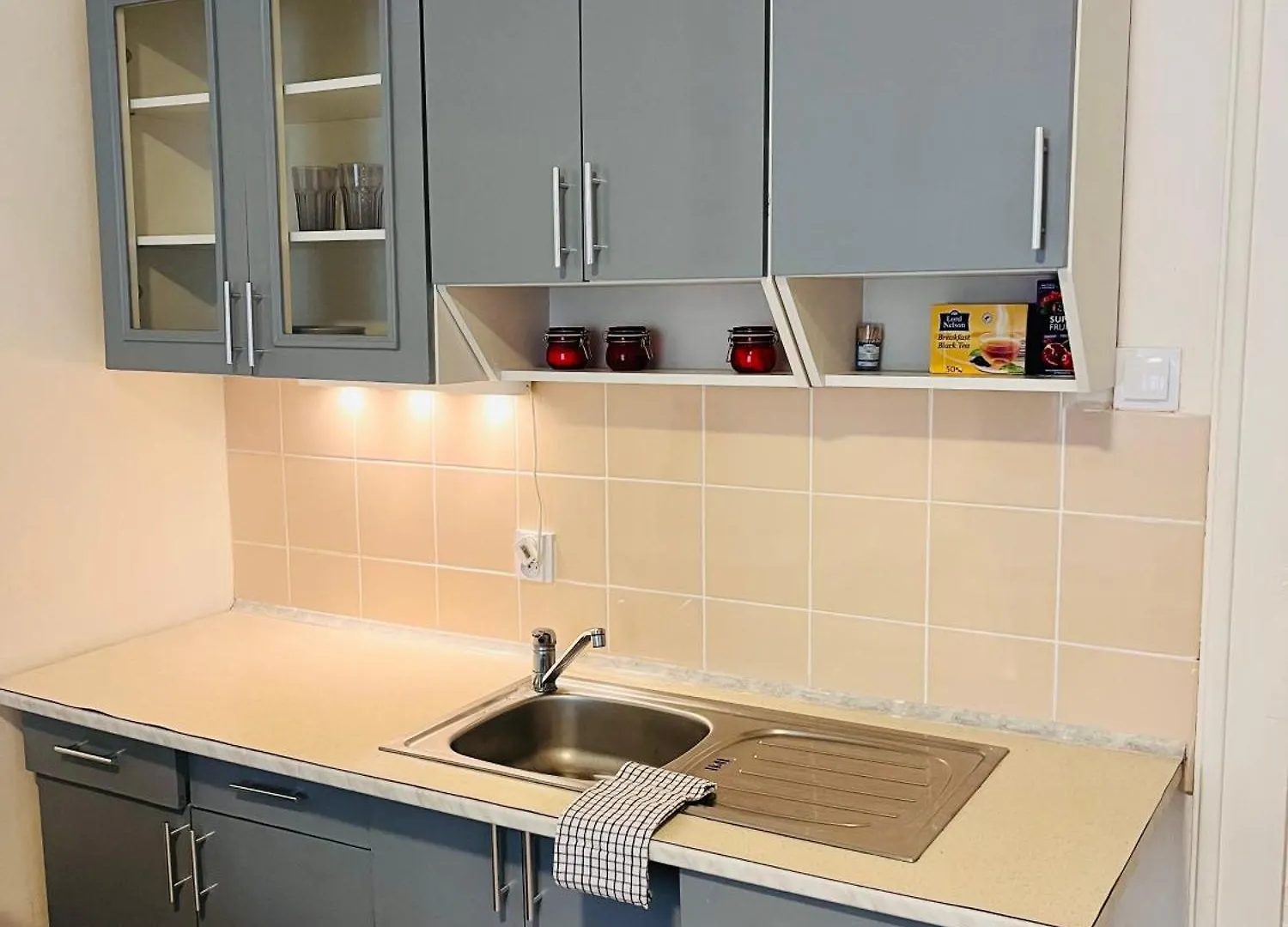 Apartment Biskupcova In Prag