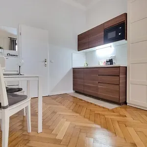 Apartment Finnem Florenc, Prag